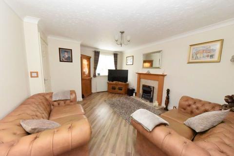 3 bedroom detached house for sale, Turnpike Lane, Redditch B97