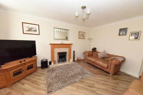 3 bedroom detached house for sale, Turnpike Lane, Redditch B97