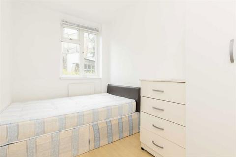 4 bedroom flat to rent, Weymouth Terrace, London E2