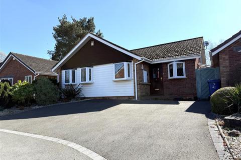 3 bedroom bungalow for sale, Mayflower Drive, Rugeley
