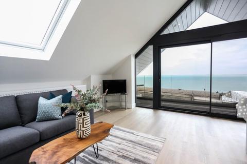 2 bedroom apartment for sale, East Bracklesham Drive, Bracklesham Bay, West Sussex, PO20