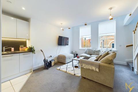 undefined, Worcester WR1