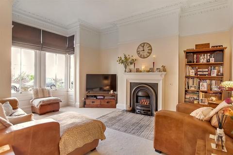 19 Langholm Crescent, Darlington, DL3 7ST