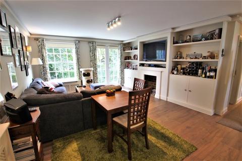 undefined, Weybridge, Surrey, KT13