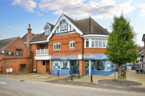 1 bedroom apartment for sale, West Street, Haslemere, Surrey, GU27