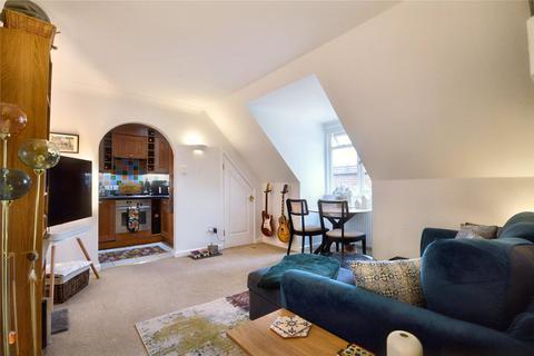 1 bedroom apartment for sale, West Street, Haslemere, Surrey, GU27