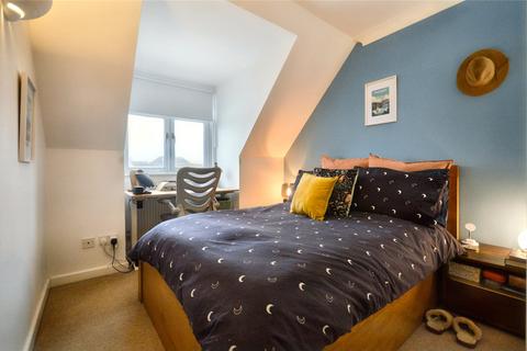 1 bedroom apartment for sale, West Street, Haslemere, Surrey, GU27