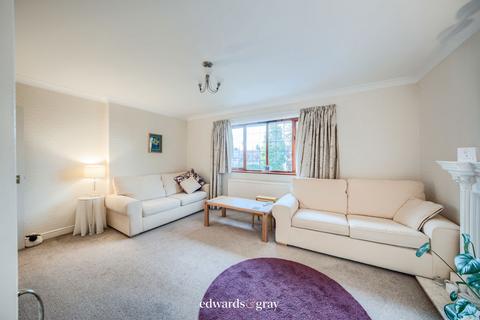 1 bedroom flat for sale, Rosemary Court, Walsall Road, Sutton Coldfield, B74 4QB