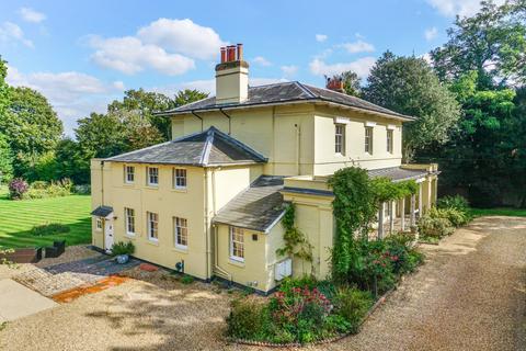 6 bedroom detached house for sale, Vicarage Road, Yateley, Hampshire