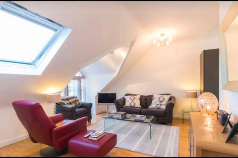 1 bedroom flat for sale, Aston Mews, Kensal Rise, London, W10