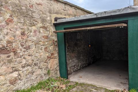 Garage to rent, Salisbury Road, Edinburgh EH16