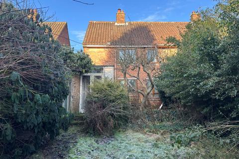 34 Arrow Road, Walsall, WS3 1BG