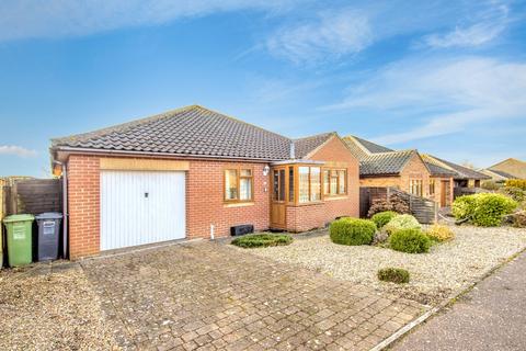 3 bedroom detached bungalow for sale, Hendrie Road, Holt