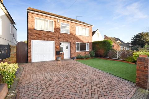 4 bedroom detached house for sale, Lion Road, Bexleyheath, DA6