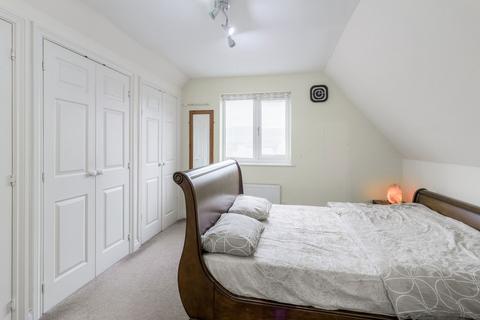 17 Abbotsbury, Westcroft, Milton Keynes, MK4 4EY