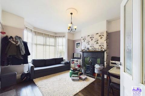 1 bedroom ground floor flat for sale, Northfleet, Gravesend