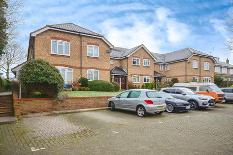 2 bedroom maisonette for sale, Comet Close, Watford WD25