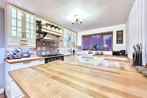 19 Ashton Rise, Peterlee, SR8 5NB