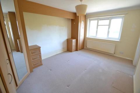 4 bedroom apartment to rent, Winfos House, High Street, St Mary Bourne, Andover, SP11 6AR