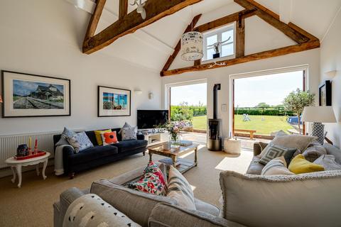 4 bedroom barn conversion for sale, Wrexham Road, Wrexham LL13