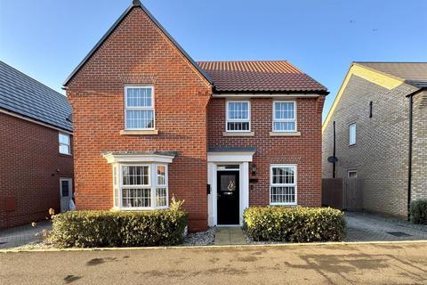 4 bedroom detached house for sale, Harris Street Burnham on Crouch