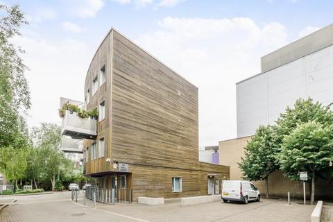 5 Normandy Place, London, W12 8AX