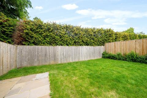 3 bedroom detached house for sale, Walnut Tree Gardens, West Horsley, KT24