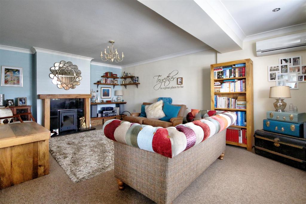 Sitting Room: