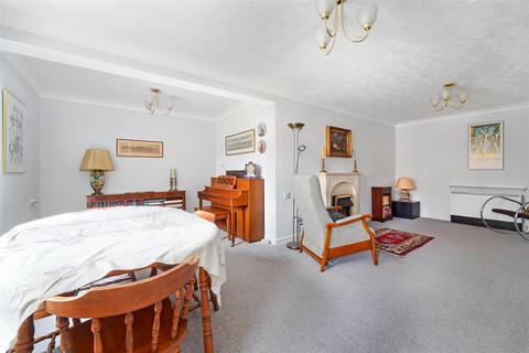 2 bedroom retirement property for sale, The Parade, Epsom