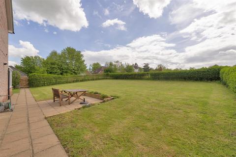 4 bedroom detached house for sale, Darcy Court, East Malling