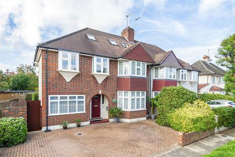 Beechcroft Avenue, New Malden, KT3