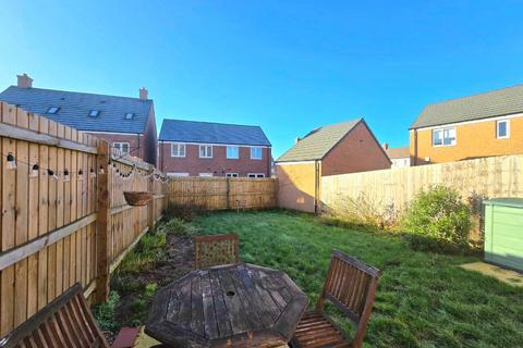 3 bedroom semi-detached house for sale, Fawsley Way, Kingsthorpe, Northampton, NN2 7FT