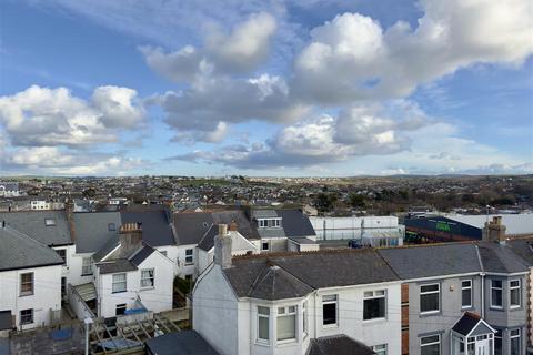 3 bedroom penthouse to rent, 5-7 Springfield Road, Newquay TR7