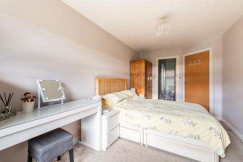 32 Tanners Close, Crayford, Dartford, DA1 4FF
