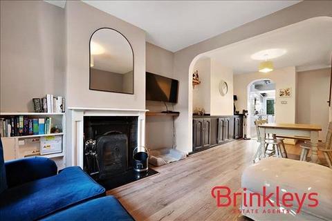 2 bedroom terraced house for sale, Medfield Street, London, SW15