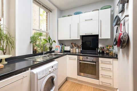 2 bedroom apartment to rent, Wymering Road, Maida Vale W9