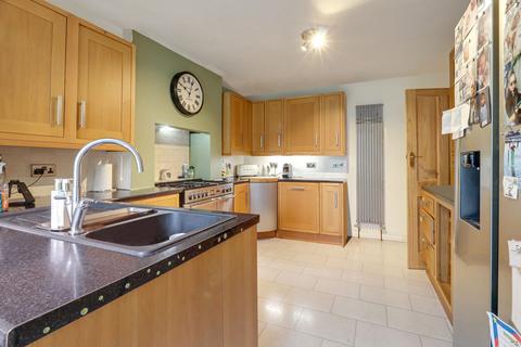 4 bedroom detached house for sale, Ember Lane, East Molesey, KT8