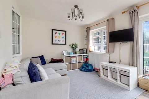 212 Ember Lane, East Molesey, KT8 0BS