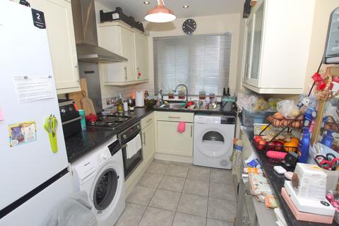 2 bedroom end of terrace house for sale, Stone Court, Borough Green, TN15