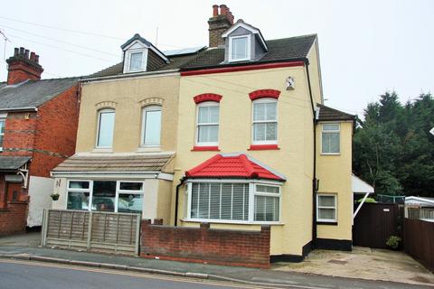 4 bedroom semi-detached house for sale, Ongar Road, Brentwood, CM15