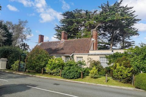 4 bedroom detached bungalow for sale, Port La Salle, Bouldnor, Yarmouth, Isle of Wight