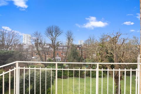 2 bedroom apartment for sale, Lambolle Road, Belsize Park NW3