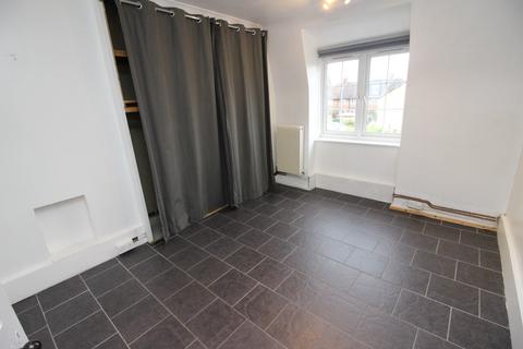 2 bedroom flat to rent, Green Lane, Morden SM4