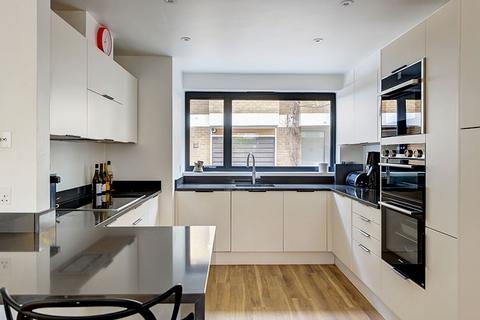 3 bedroom house for sale, London W11