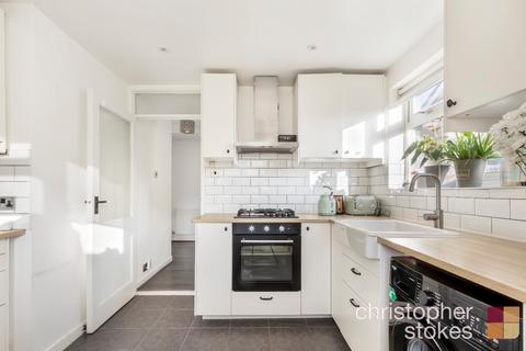 2 bedroom maisonette for sale, Ousden Close, Cheshunt, Waltham Cross, Hertfordshire, EN8 9RQ