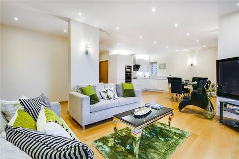 3 bedroom apartment to rent, London SW1W