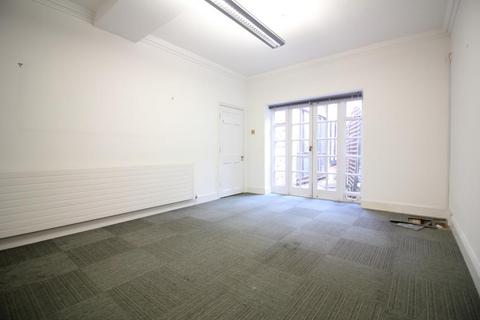 Property to rent, High Street, Uxbridge