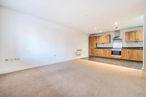 2 bedroom flat for sale, Aylesbury,  Buckinghamshire,  HP21