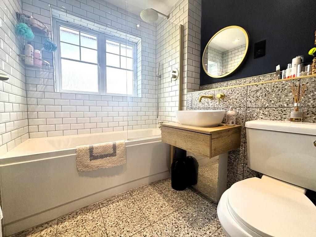 Bathroom.jpeg