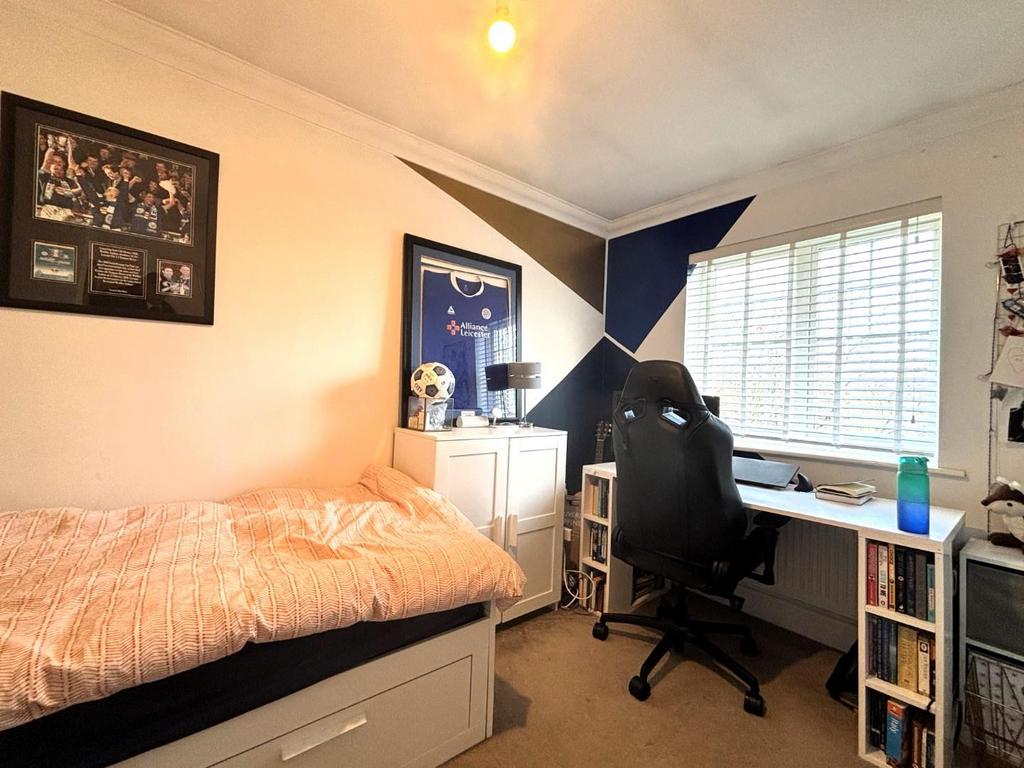 Bedroom 2.jpeg